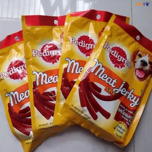 TFD014_1 Pedigree Meat Jerky dạng que vị bò xông khói 2