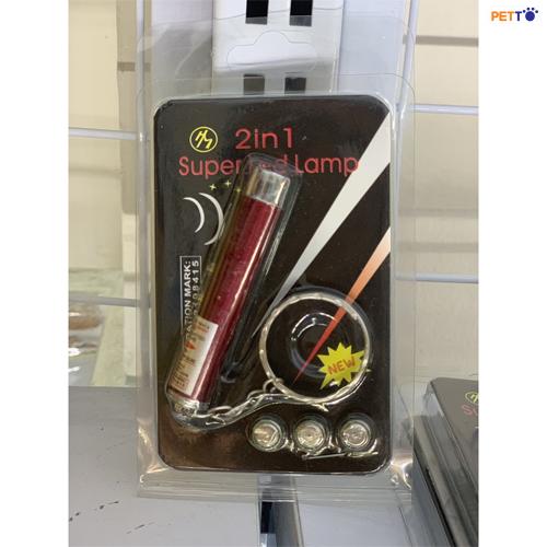 Đèn laser trêu mèo