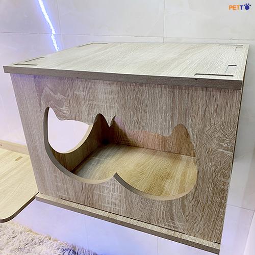 Nhà treo tường kết hợp đồ chơi cho mèo