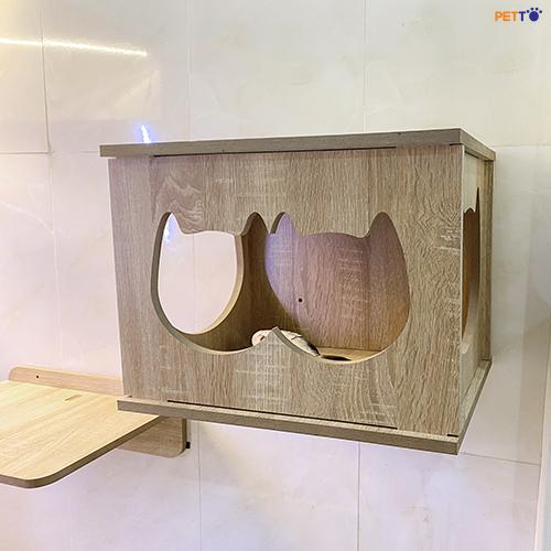 Nhà treo tường kết hợp đồ chơi cho mèo