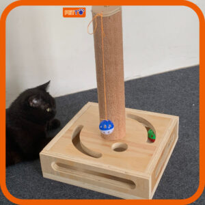 Cattree cho mèo bằng gỗ kèm hộc đồ chơi bóng chuông CT051