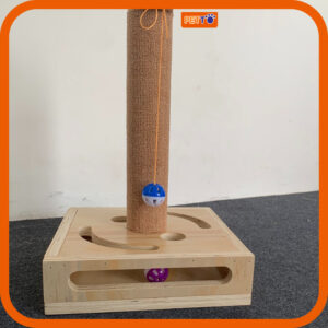 Cattree cho mèo bằng gỗ kèm hộc đồ chơi bóng chuông CT051