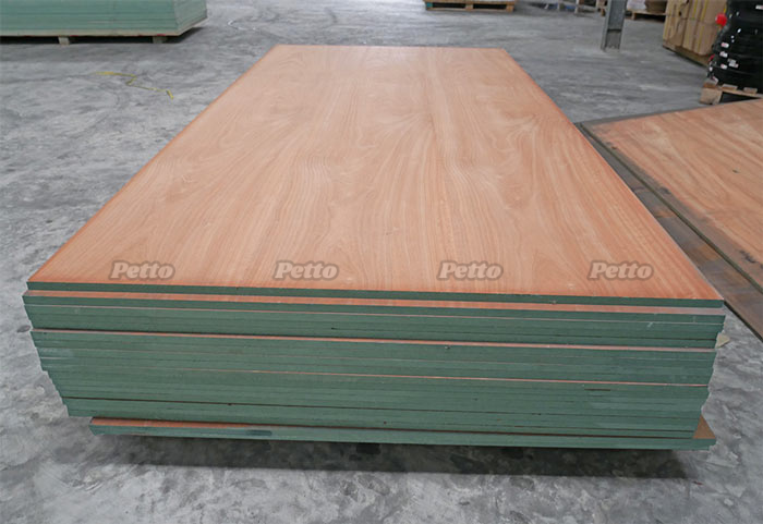 Gỗ MDF làm nhà cho chó mèo